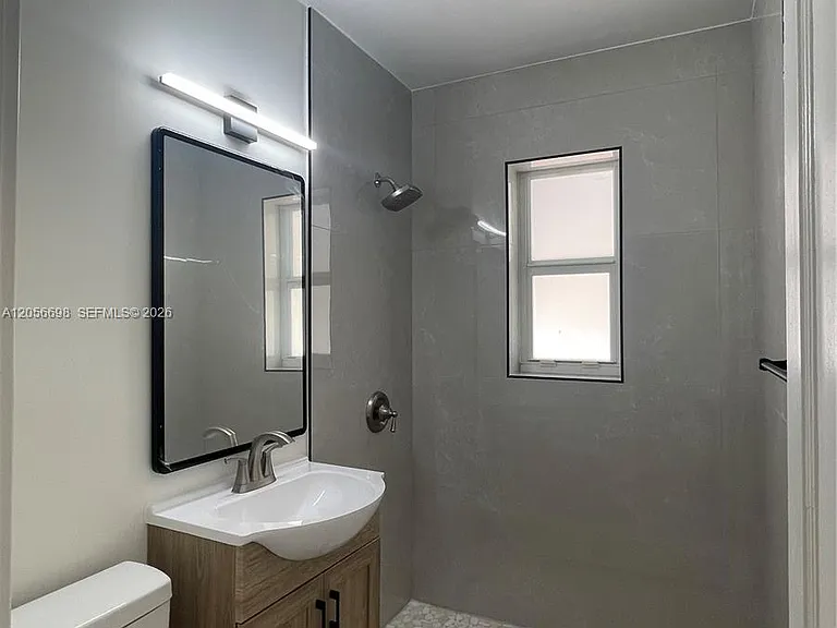 1420 NE 1st Ave — Photo 28