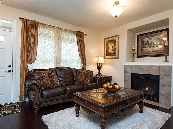 3rd image of 4105 NE 166th Ave