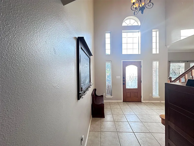 6321 Oso Pkwy — Photo 9