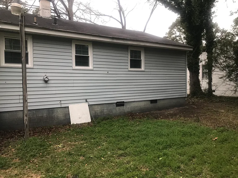 1403 Hyman Ave — Photo 15