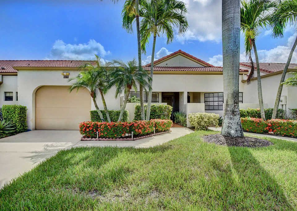 1st image of 5875 Parkwalk Cir W