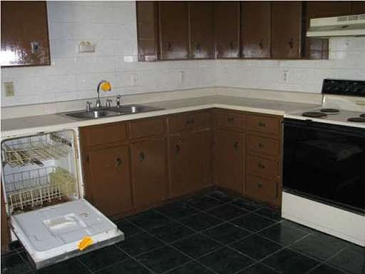 5th image of 7856 Montego Dr