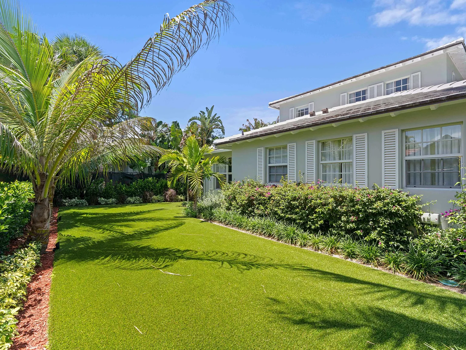 4 bed, 4.5 bath, 3113 sqft, $40,000 — Photo 2