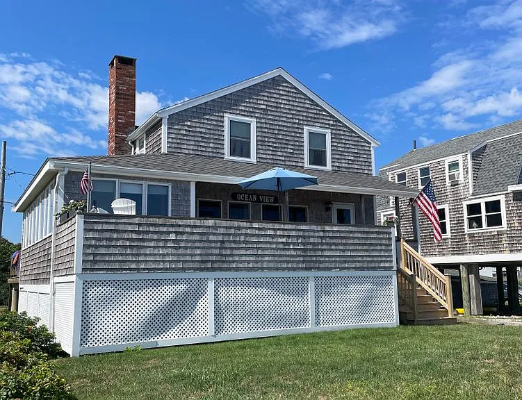 25 Seaside Rd — Photo 1