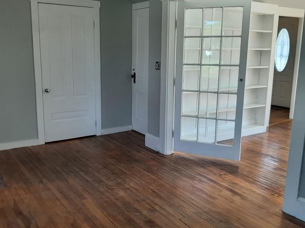 890 Washington St #1