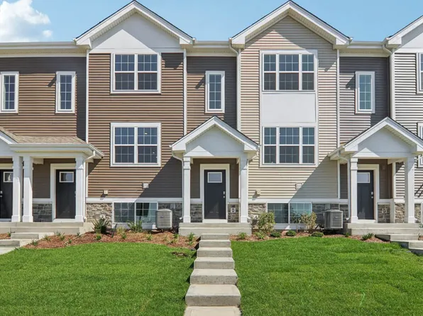 917 Briar Glen Ct, Hampshire, IL 60140