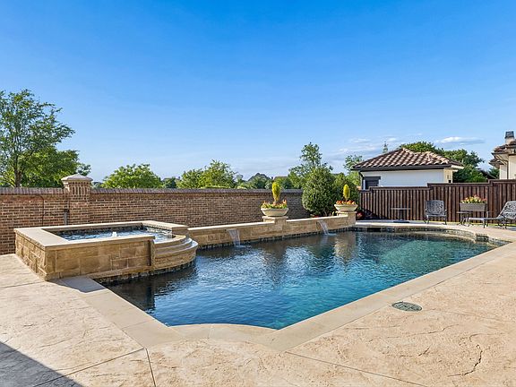 3rd image of 12473 Winding Hollow Ln