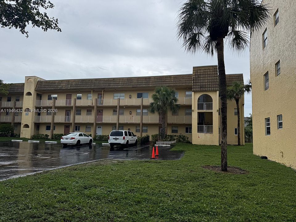 1st image of 8305 Sunrise Lakes Blvd APT 312