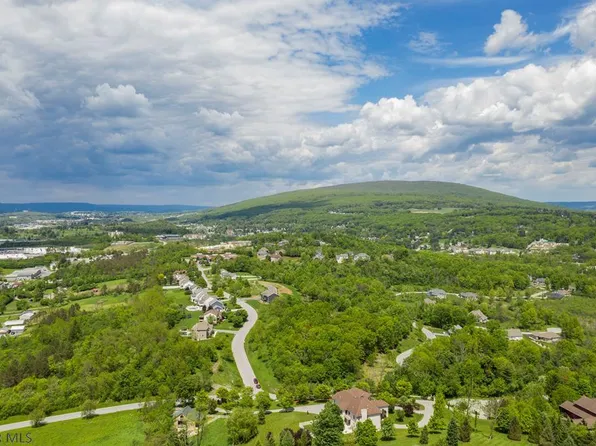 83 Fox Hollow Dr, Duncansville, PA 16635