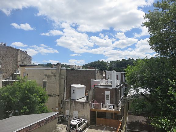 4th image of 4326 Cresson St