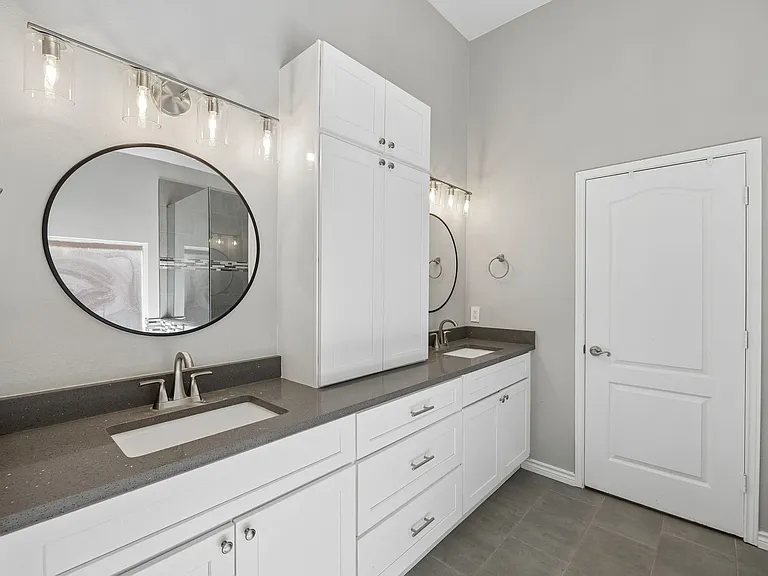 2809 Roper Dr — Photo 17
