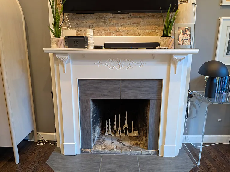 941 N Hoyne Ave #1 — Photo 5