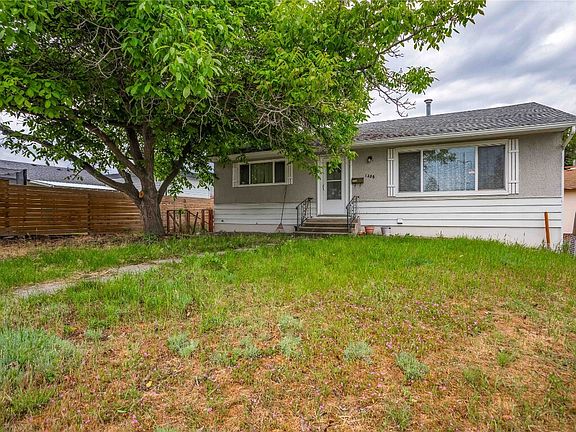 2nd image of 1358 Cherry Cres E