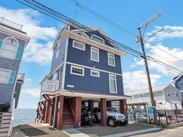 2155 Fairfield Beach Rd, Fairfield, CT 06824