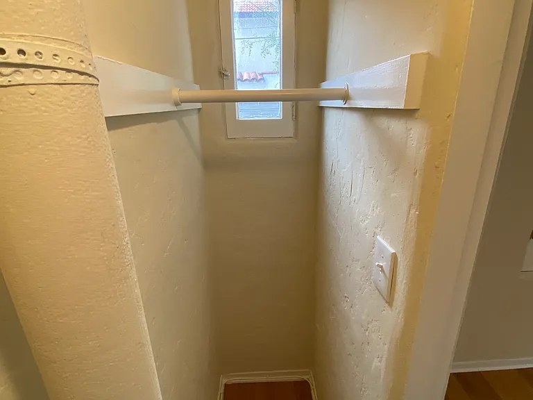 BEDROOM 2 CLOSET