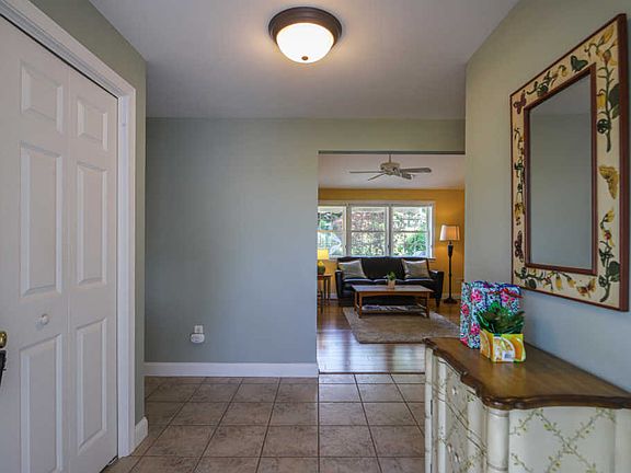 4th image of 16 Juneberry Ln