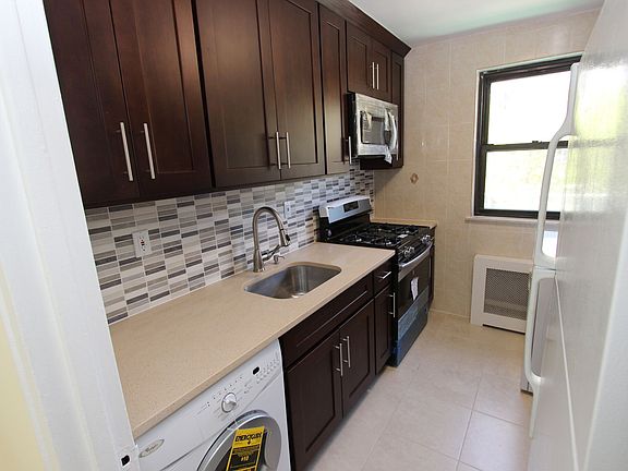 4th image of 19662 67th Ave Fl 2
