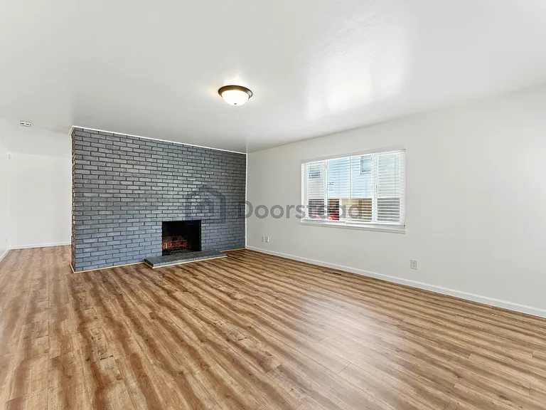 4339 Adeline St #B — Photo 8