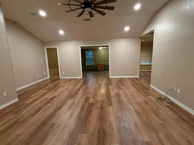 103 Windmill Cv — Photo 3