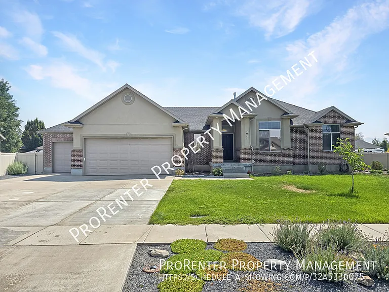 1911 S 1485 W — Photo 1