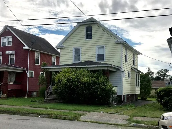 910 Cunningham Ave, New Castle, PA 16101