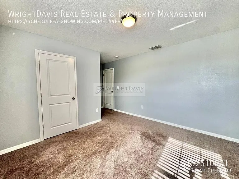 6533 Trent Creek Dr — Photo 33