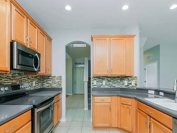 4th image of 134070 Old Florida Cir