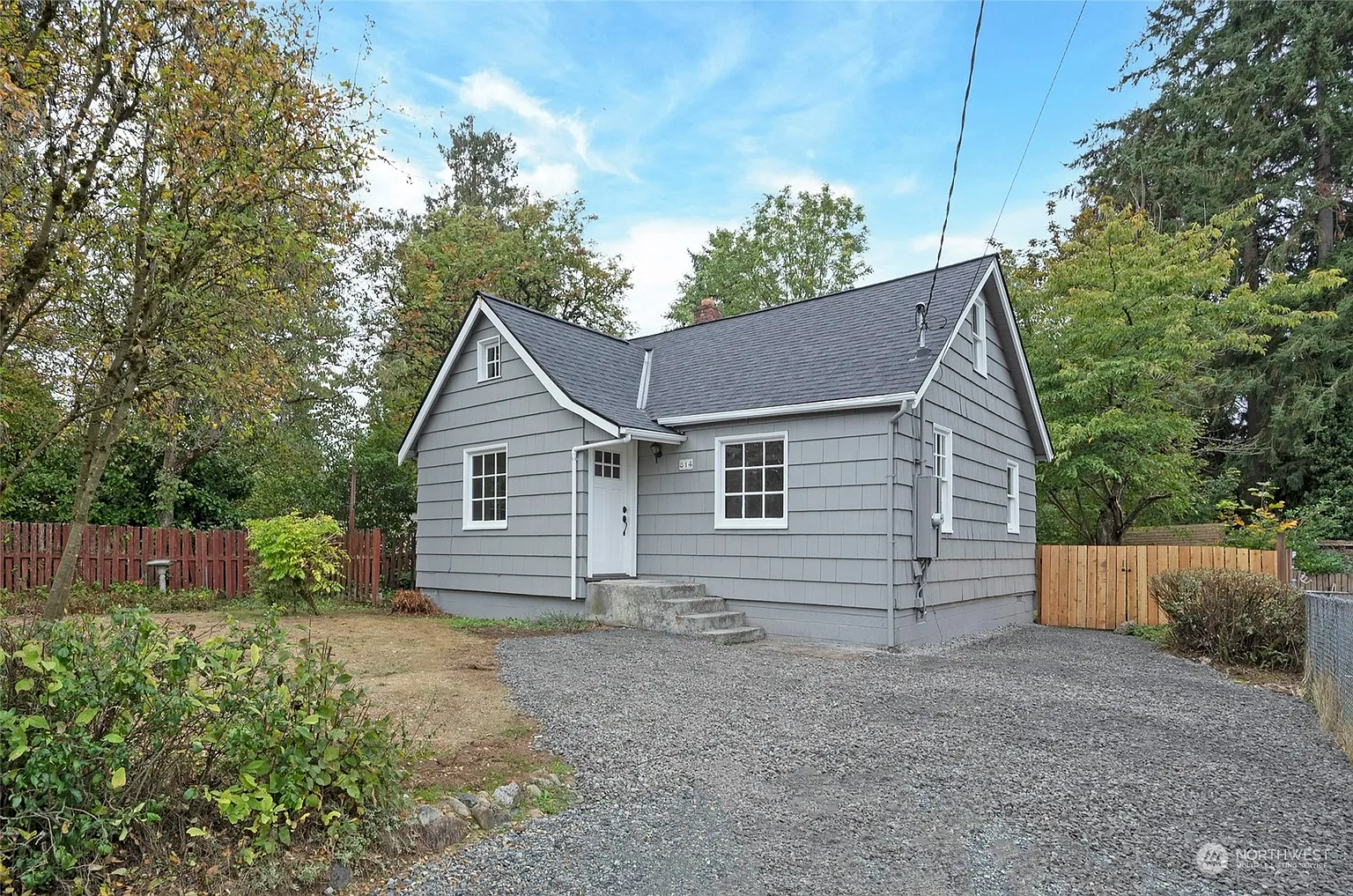 814 99th Street S photo 1