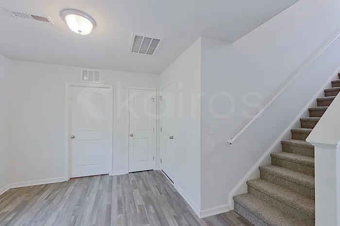 137 Shamrock Dr SW — Photo 7