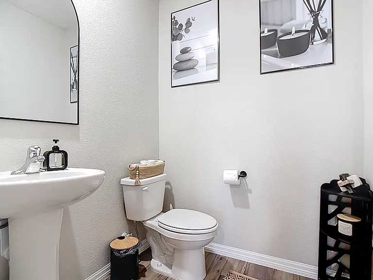 1504 Hummingbird Rd — Photo 13