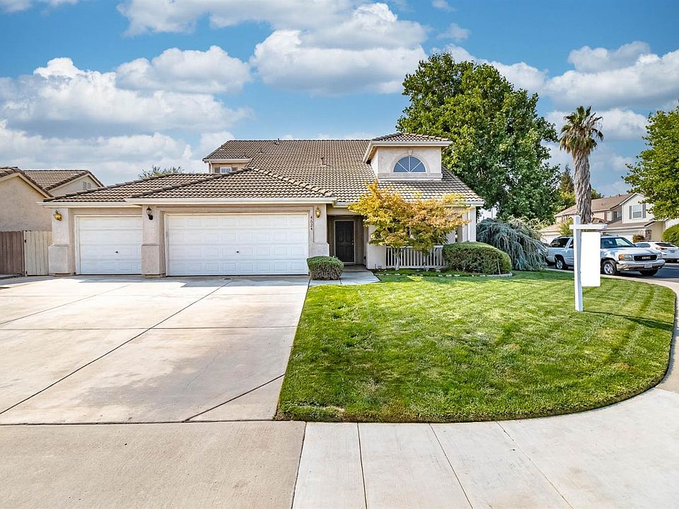 1st image of 4624 Sun West Dr