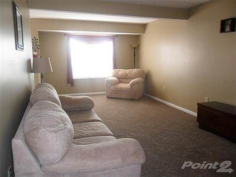 3rd image of 717 Berlander Dr
