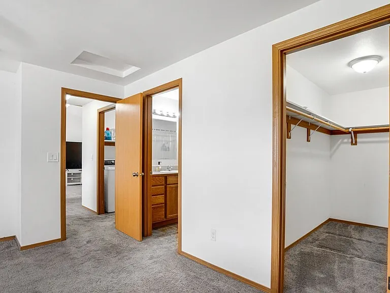 1409 W Electra St — Photo 13