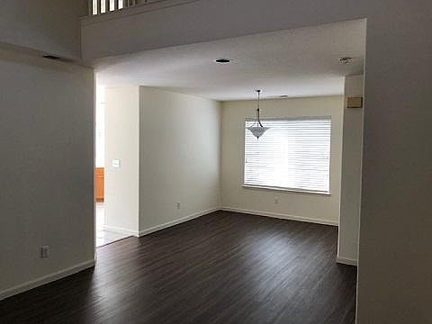 3rd image of 1080 Sage Hill Dr