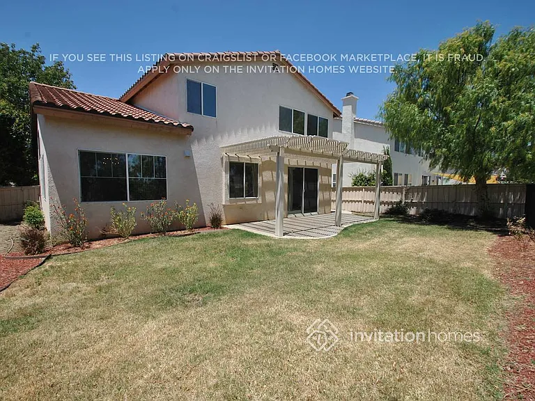 23389 Mountain Song Loop — Photo 10
