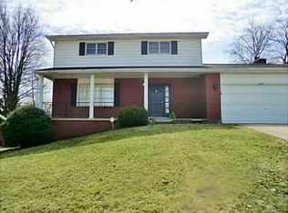 5301 Glow Dr, Cross Lanes, WV 25313