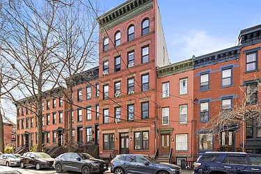 38 West Hamilton Place