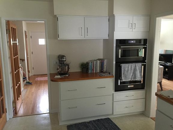 3rd image of 550 Ivy Ct