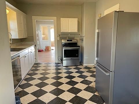 Spacious kitchen