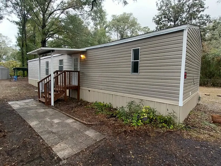 1840 NW 118th Ter — Photo 3