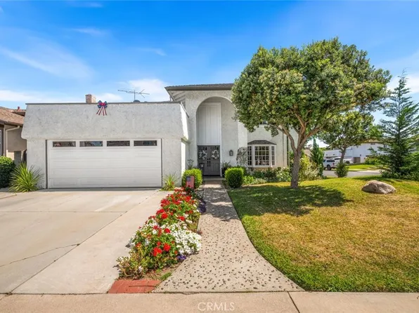 3902 Toland Cir, Los Alamitos, CA 90720