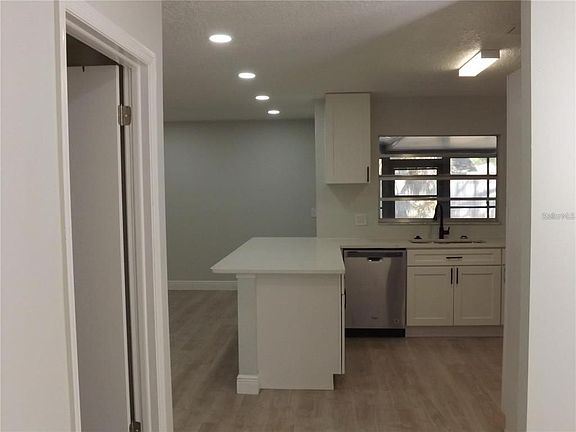 2nd image of 5515 Albert Dr