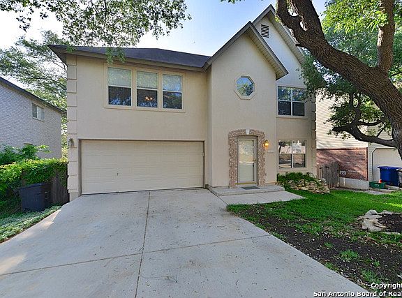 3rd image of 15830 Walnut Creek Dr