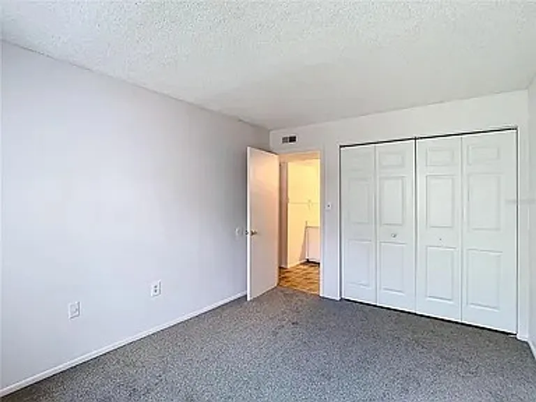2549 N Alafaya Trl #95 — Photo 9