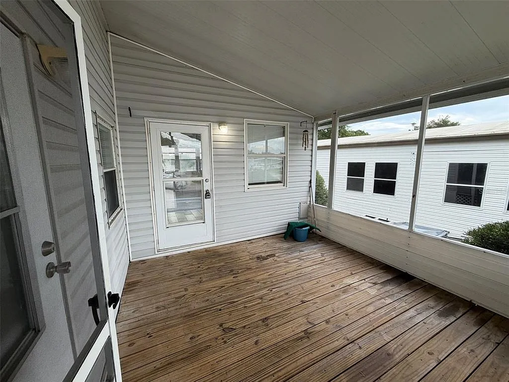 2 bed, 1.0 bath, 408 sqft, $1,650 — Photo 3