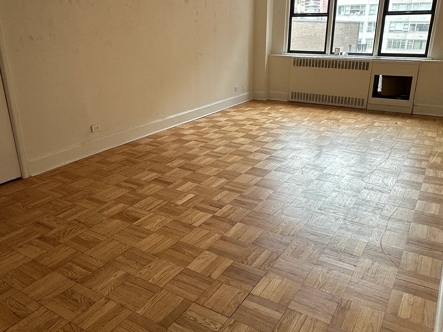 435 East 79th Street — Photo 2