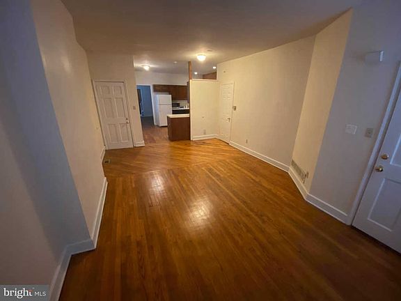 4th image of 1215 W 7th St