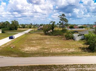 1747 Diplomat Pkwy W, Cape Coral, FL 33993