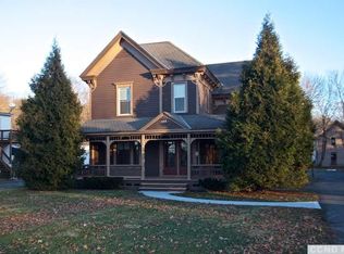 133 Hudson Ave, Chatham, NY 12037