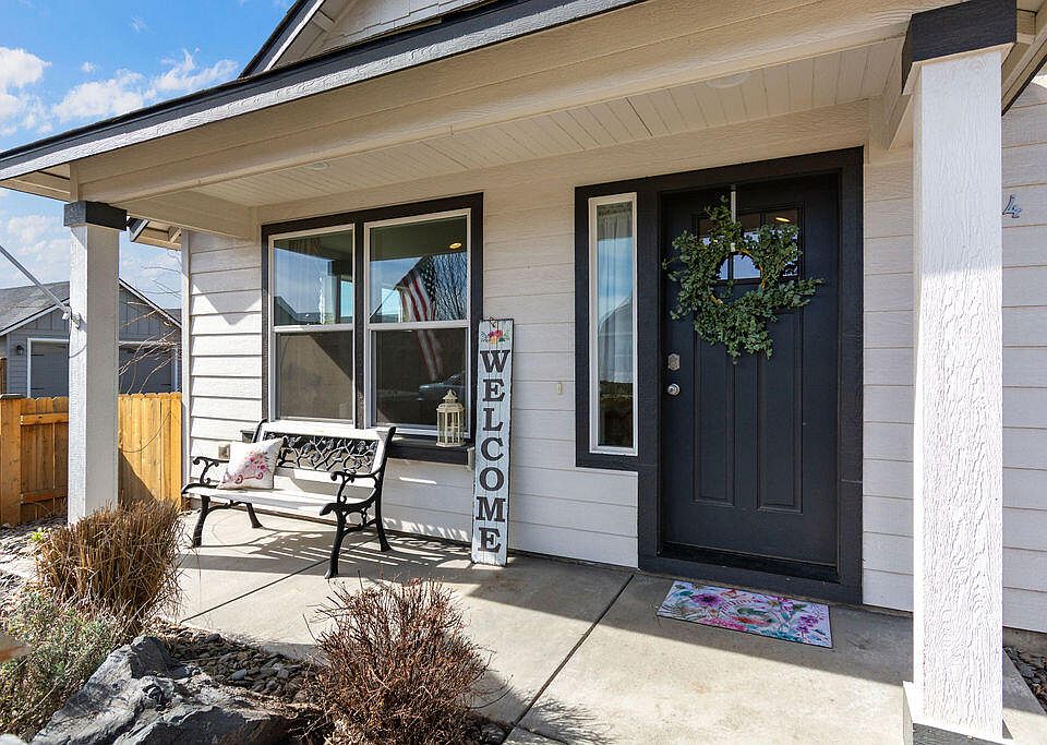 1st image of 3234 NW 9th Ln